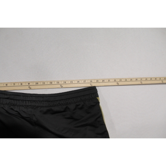 Nike Men Gray Yellow Shorts Active Vintage Size Large - Picture 8 of 9